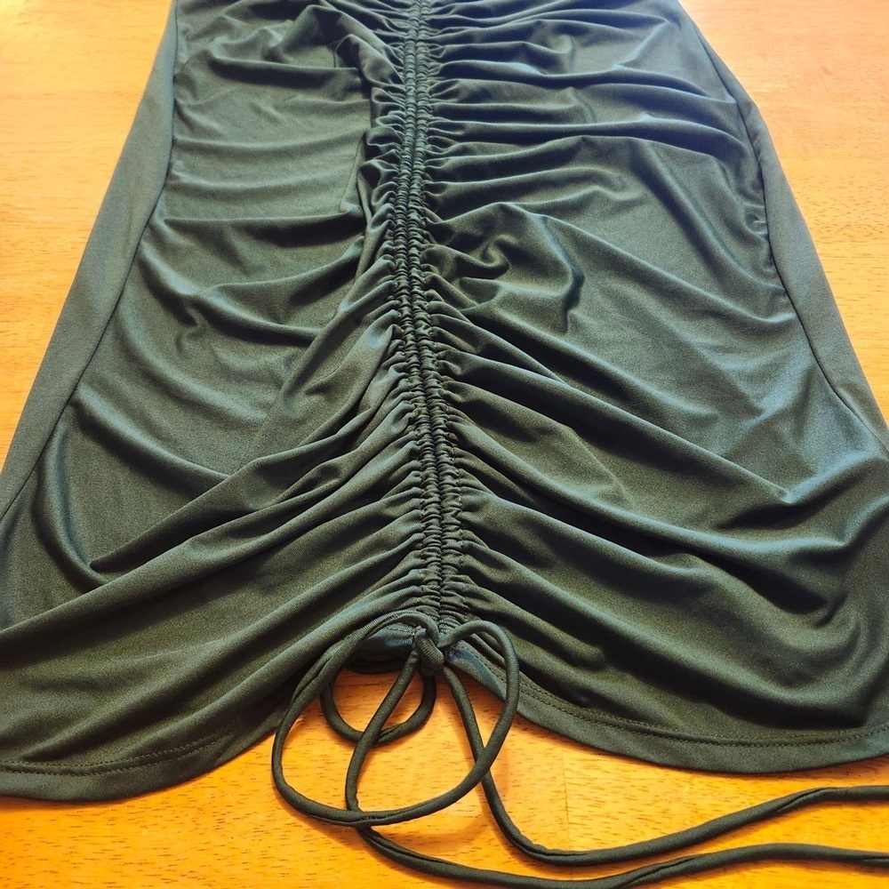 Elegant Green Ruched Fashion Nova Dress Size XL - Picture 2 of 7